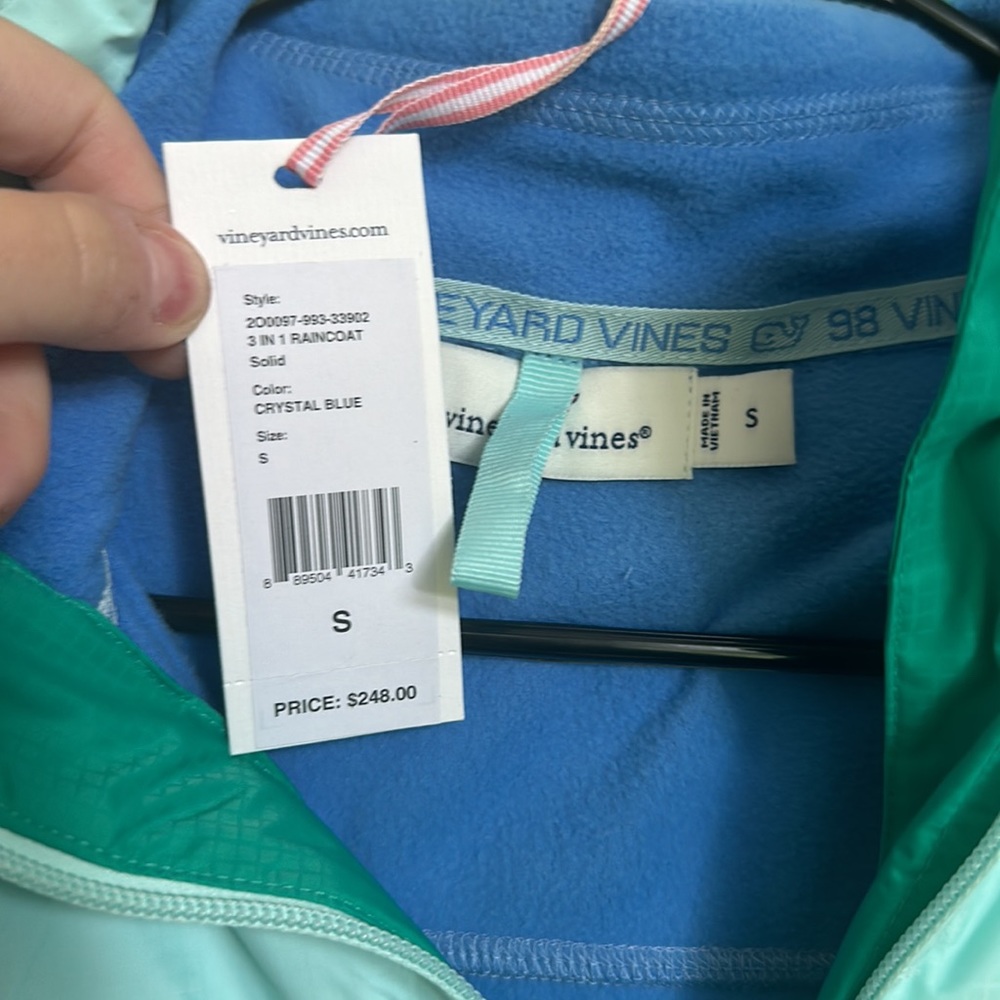 Vineyard Vines - Picture 2 of 10